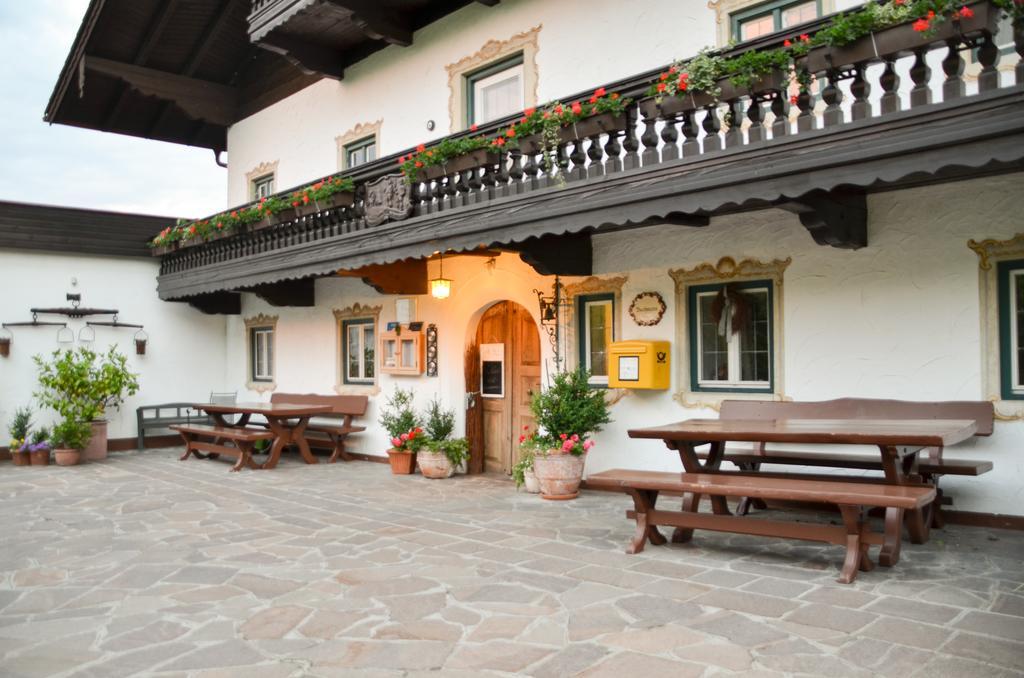 Hotel Restaurant Ferienwohnungen Alpenhof Übersee Dış mekan fotoğraf